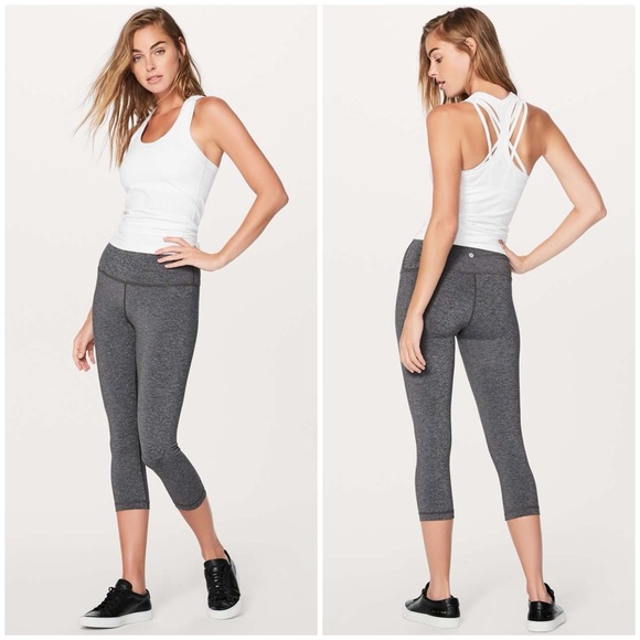 Lululemon Wunder Under Crop (Hi-Rise) *Luxtreme 21"
Heathered Black (Size 6) - Picture 1 of 9